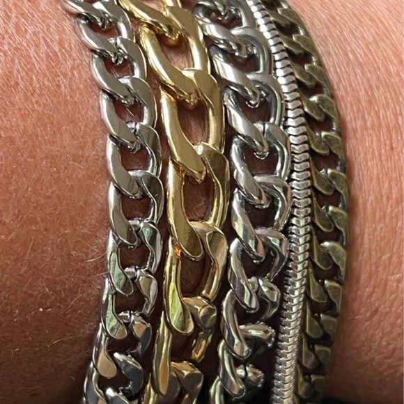 Beautiful Bracelet - Picture 4 of 6